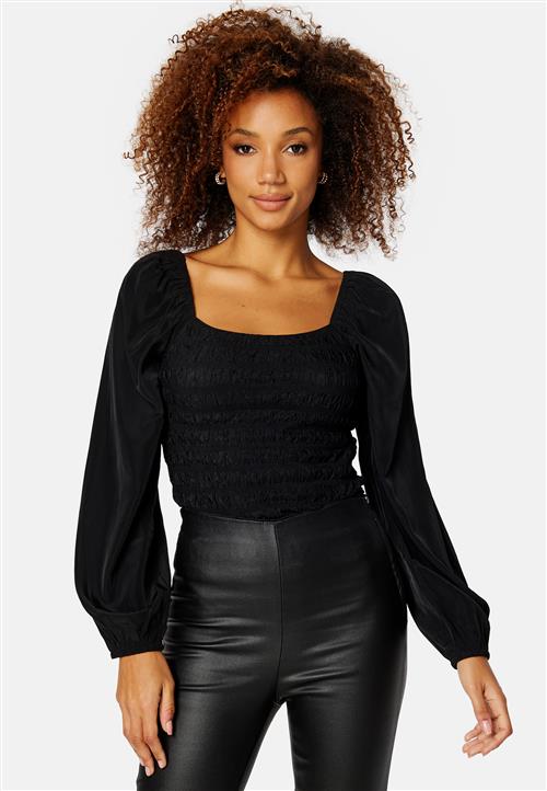 VILA Wavy Square Neck L/S Top