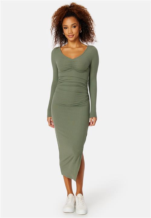 BUBBLEROOM Minea v-neck dress