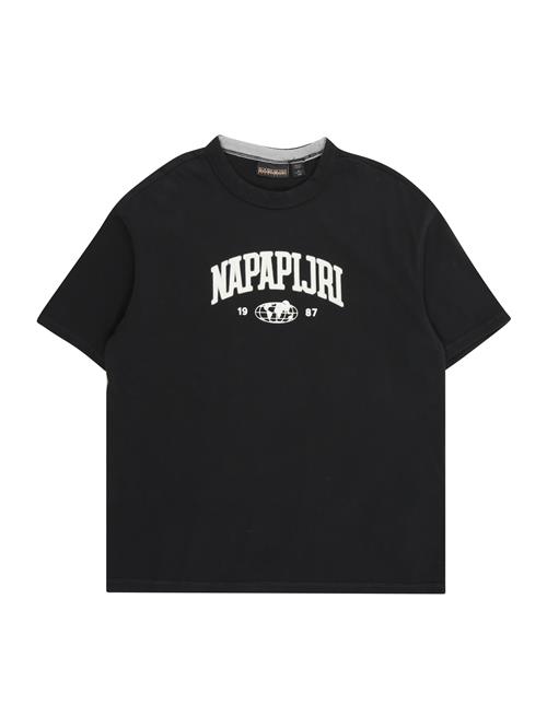 Se NAPAPIJRI Shirts 'S-INOT'  sort / hvid ved About You