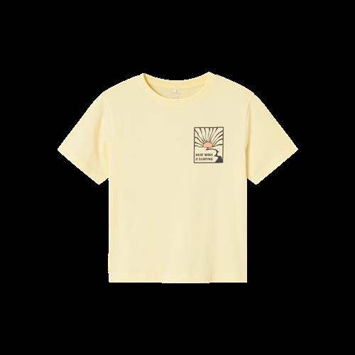 Se NAME IT Løs T-Shirt Haliam Double Cream hos SmartKidz