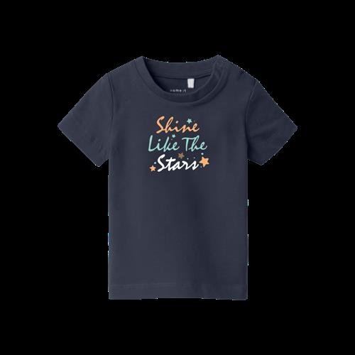 Se NAME IT Baby T-shirt Vacion Dark Sapphire hos SmartKidz