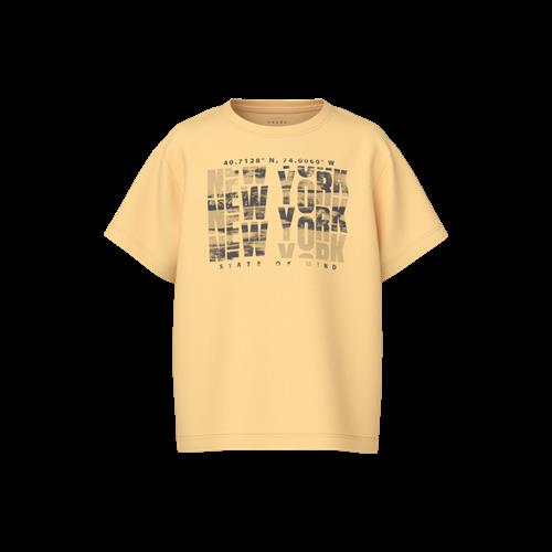 Se NAME IT Løs T-Shirt Vagno Golden Haze hos SmartKidz
