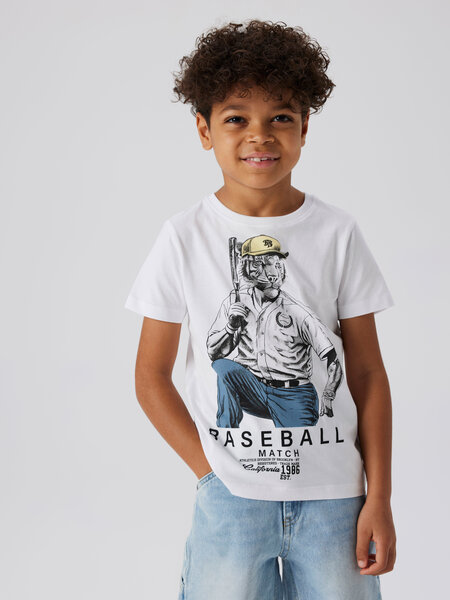 Se NAME IT T-shirt Doy Bright White hos SmartKidz