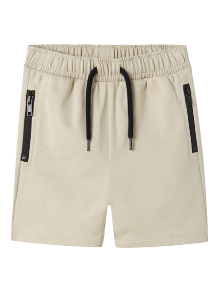 Se NAME IT Sweat Shorts Voban Peyote hos SmartKidz