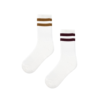 Se NAME IT 2-Pak Tennissokker Jans Bright White Dull Gold Fig hos SmartKidz