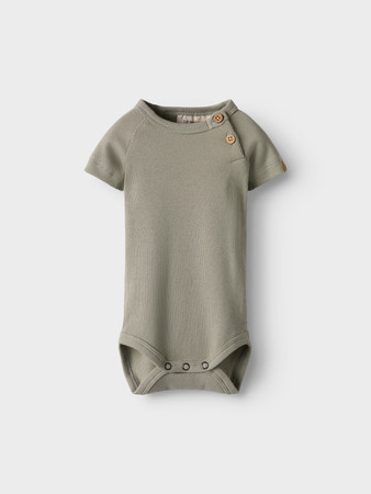 Se LIL ATELIER Kortærmet Body Gago Seagrass hos SmartKidz