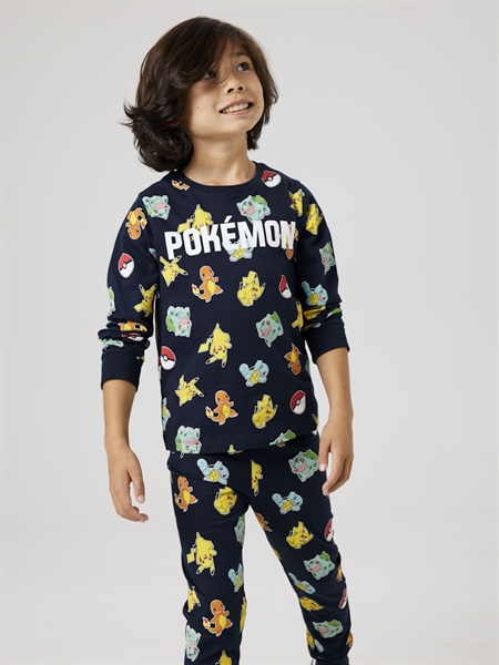 Se NAME IT Pokemon Natsæt Dark Sapphire hos SmartKidz