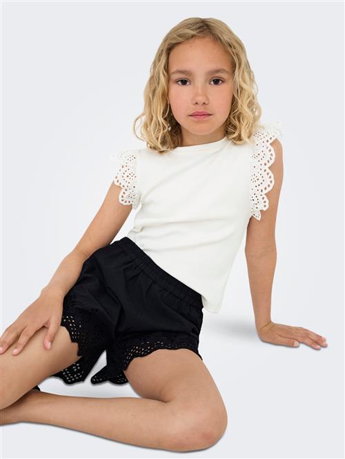 Se ONLY KIDS Blonde Top Drea Cloud Dancer hos SmartKidz