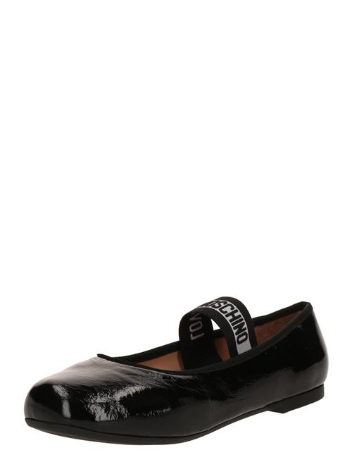 Se Love Moschino Ballerinasko med rem  lysegrå / sort ved About You