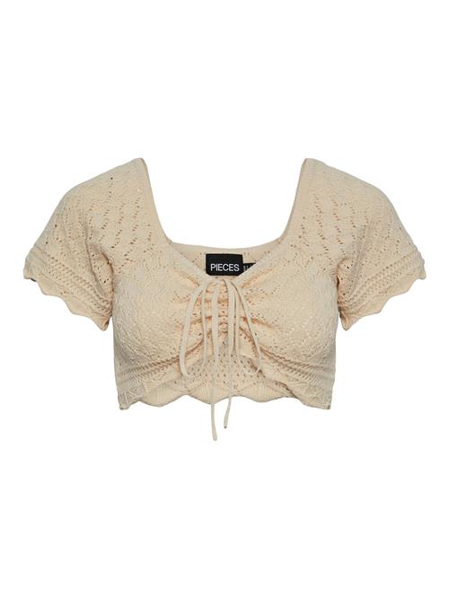 Se PIECES Sticktop 'Bluma'  creme ved About You