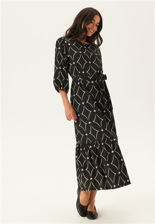 Happy Holly Structure Flounce Midi Dress