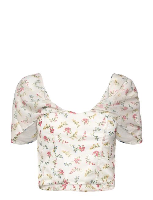Se Floriana Hallie Crinkle Top French Connection White ved Booztlet