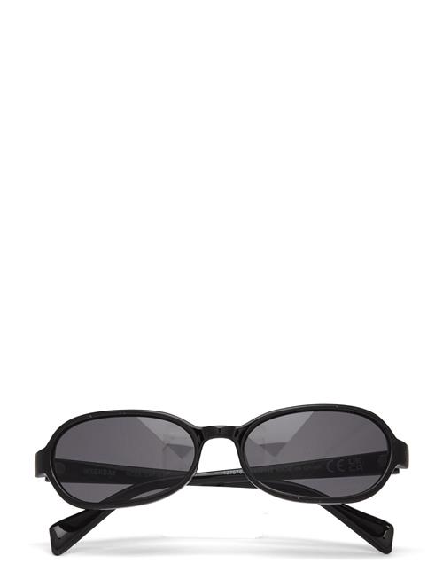 Thin Oval Frame Sunglasses Weekday Black