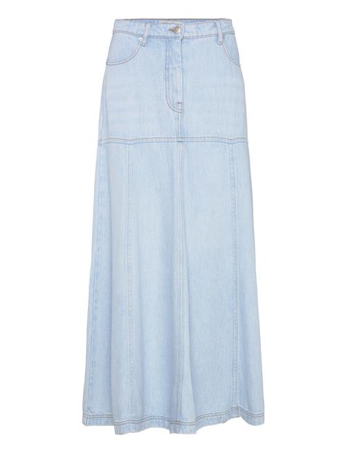 Tuxya Munthe Blue