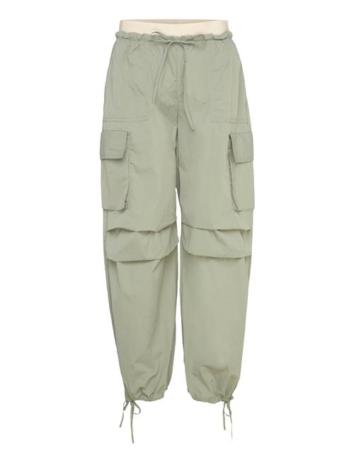 Loose Nylon Cargo Trousers Monki Green