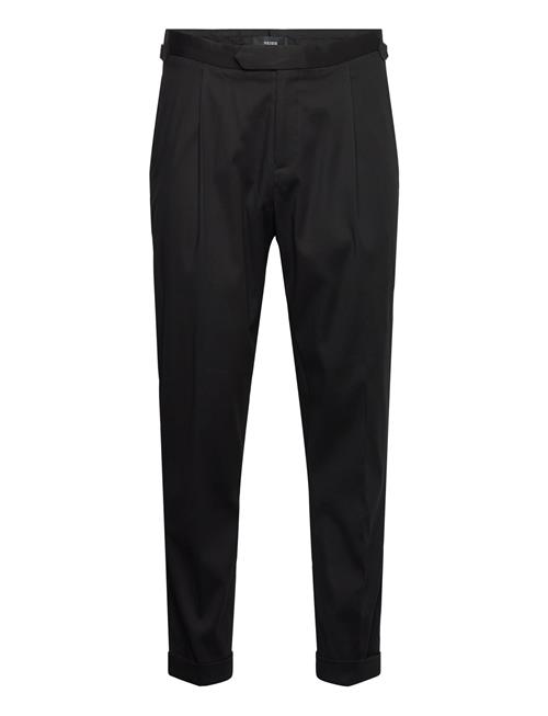 Cantwell Reiss Black