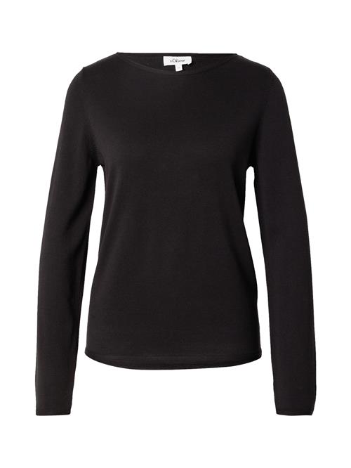 Se s.Oliver Pullover  sort ved About You