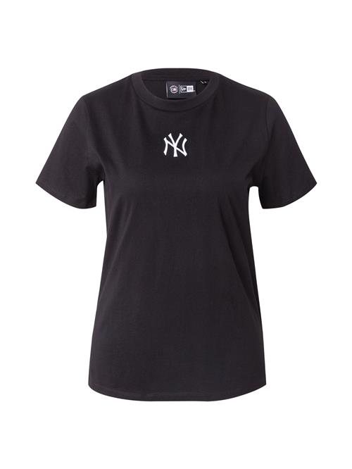 Se NEW ERA Shirts 'Neyyan'  sort / hvid ved About You