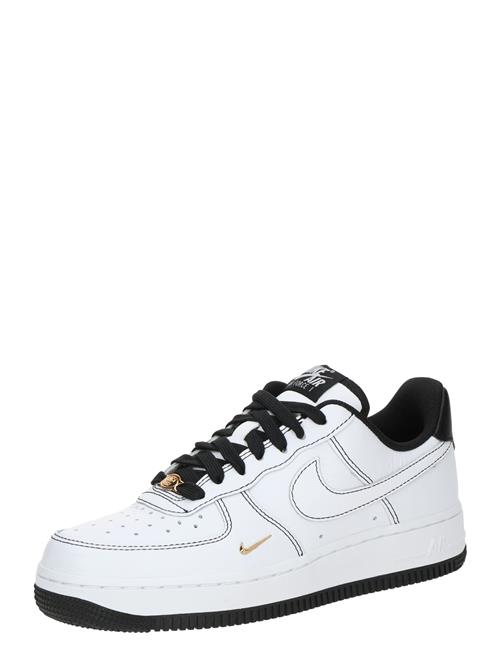 Nike Sportswear Sneaker low 'Air Force 1 '07'  guld / sort / hvid