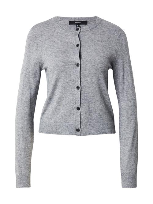 Se VERO MODA Cardigan 'VMVICKY'  stone ved About You