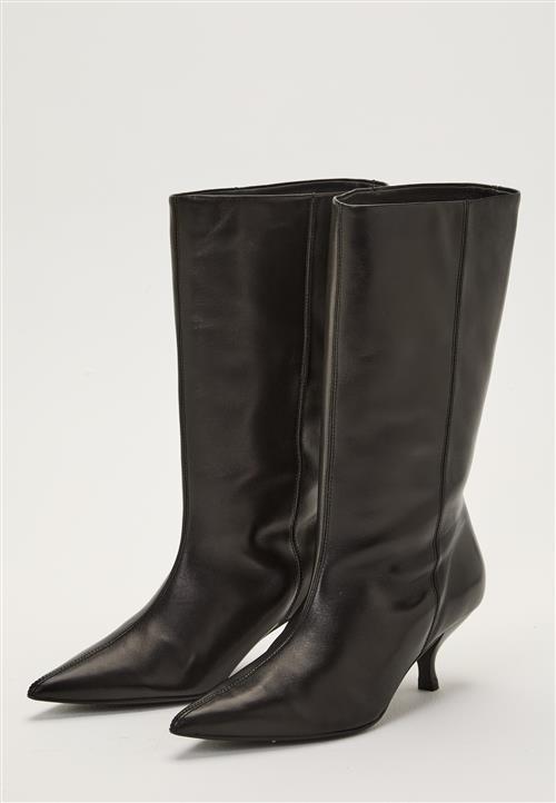 MAKE WAY Heeled Mid Knee Leather Boot