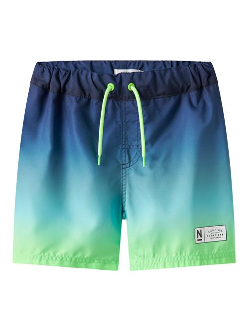 Se NAME IT Badeshorts Pzocca Pool Blue Ombre hos SmartKidz