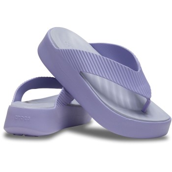 Crocs Getaway Groove Platform Flip Lavendel US W6 (EU 36-37) Dame