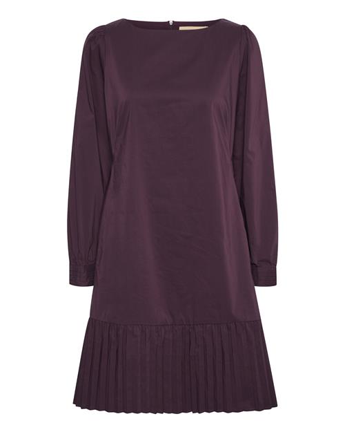 Se CULTURE Kjole 'Antoinett'  aubergine ved About You