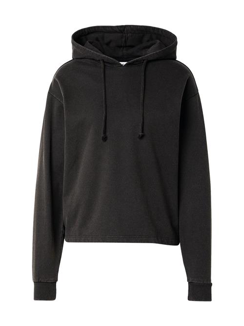 Se PIECES Sweatshirt 'PCCHILLI'  sort ved About You