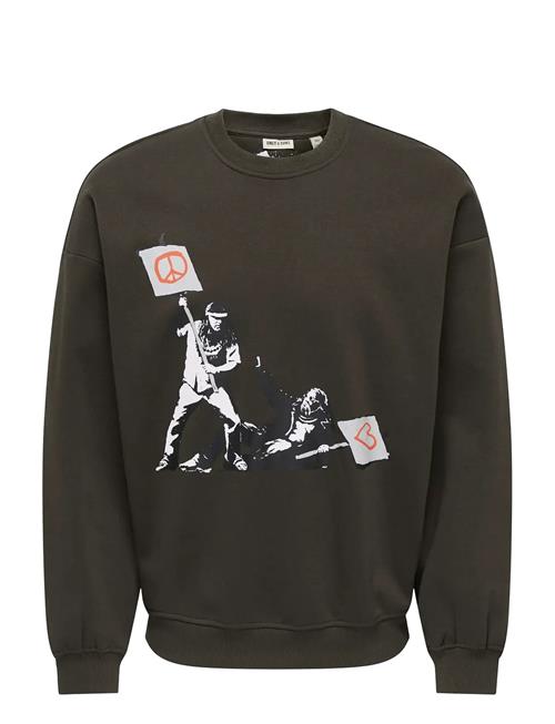 Se Onsbanksy Vtg Crew Neck Vd ONLY & SONS Grey ved Booztlet
