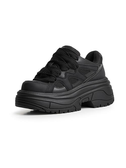 Bershka Sneaker low  sort