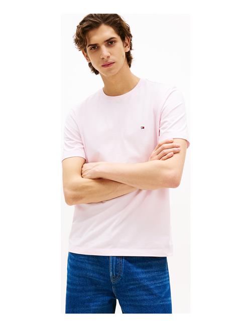 Se Ess Seasonal Reg Fit Solid Tee Tommy Hilfiger Pink ved Booztlet