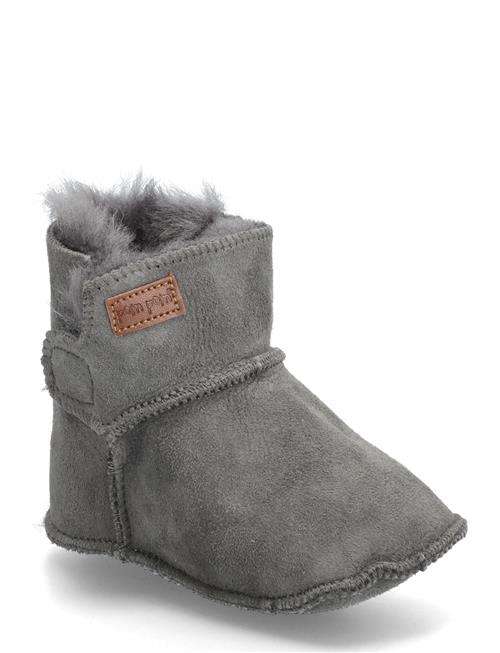 Booty™ Sheapskin Pom Pom Grey
