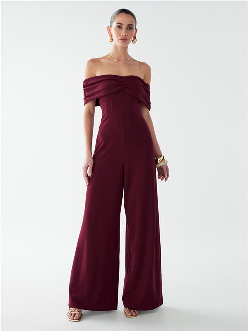 Se BWLDR Jumpsuit 'Amalie'  mørkerød ved About You
