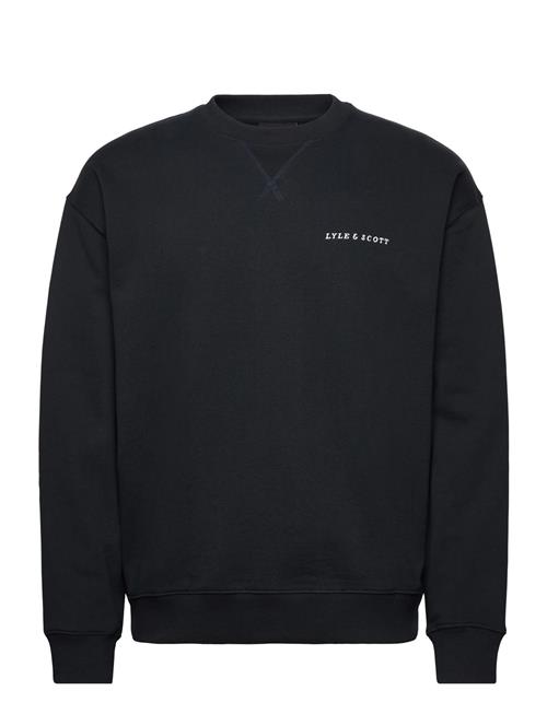 Se Script Brushback Crew Neck Sweatshirt Lyle & Scott Navy ved Booztlet