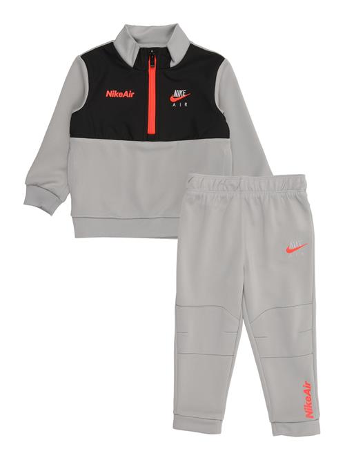 Nike Sportswear Joggingdragt 'AIR'  grå / sort