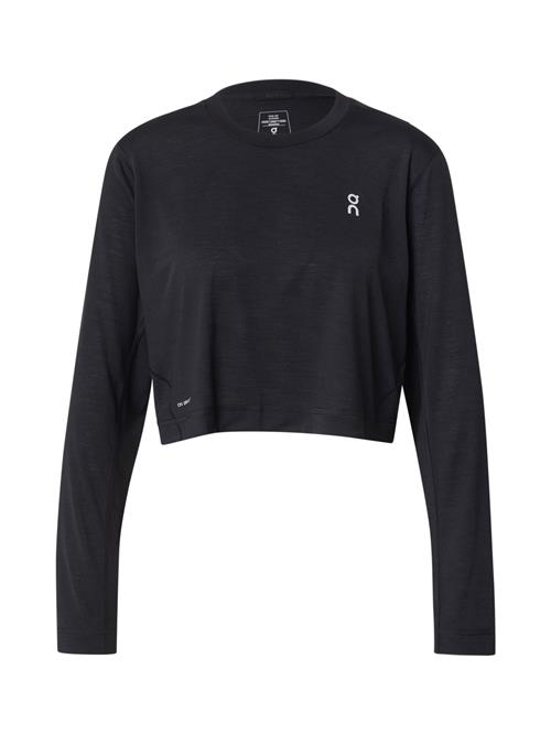 On Funktionsbluse  sort / hvid