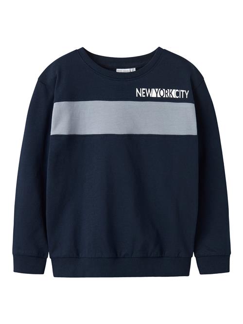 Se NAME IT Sweatshirt Vance Navy Blazer hos SmartKidz
