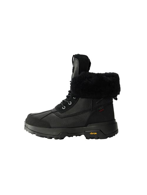 UGG Snørestøvletter 'Adirondack XXV'  sort