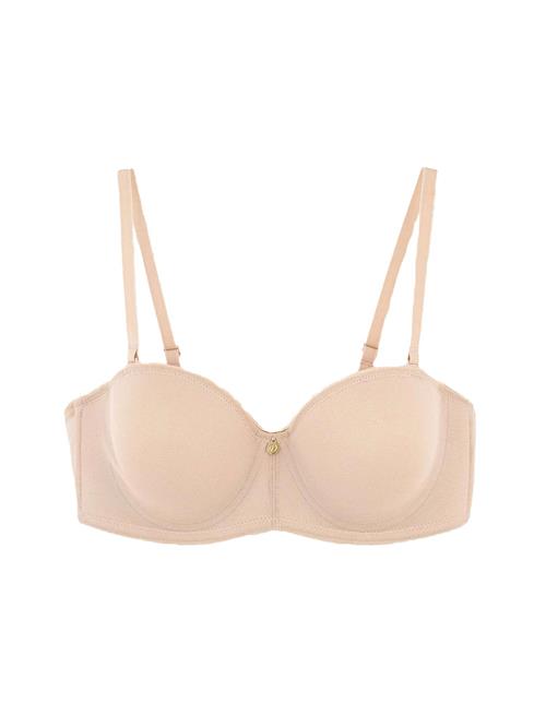Dagi BH  nude