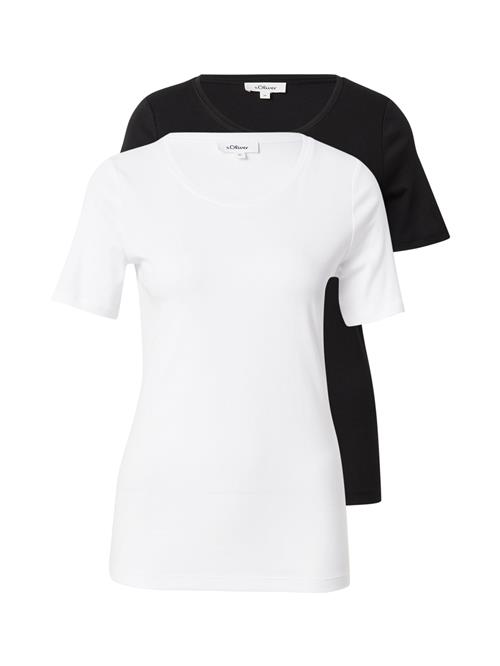 Se s.Oliver Shirts  sort / hvid ved About You