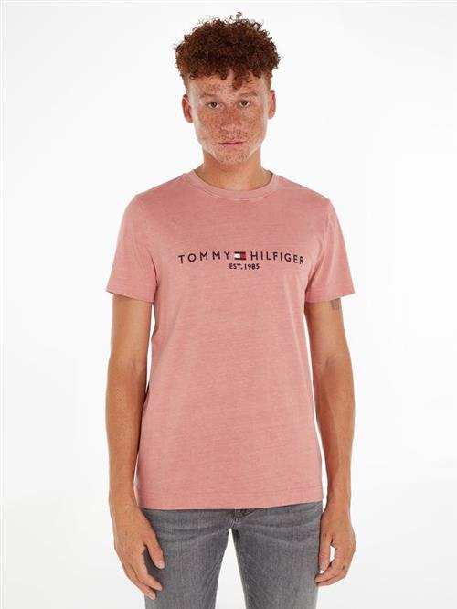 GARMENT DYE TOMMY LOGO TEE