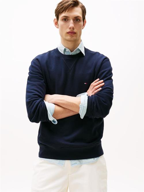 ESSENTIAL FLEECE CREWNECK