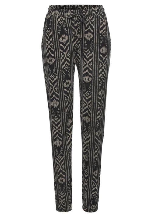 Se LASCANA Bukser  sort ved About You