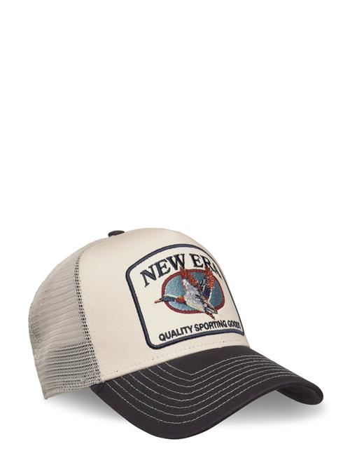 Animal Patch Trucker Newera New Era Cream