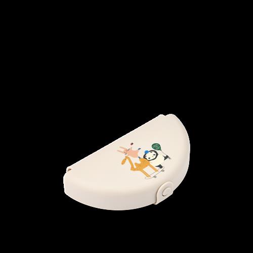 Liewood Eugene Sammenklappelig Snackboks Around The World / Sandy  Foldable Snack Box-OS  Beige  One Size  unisex