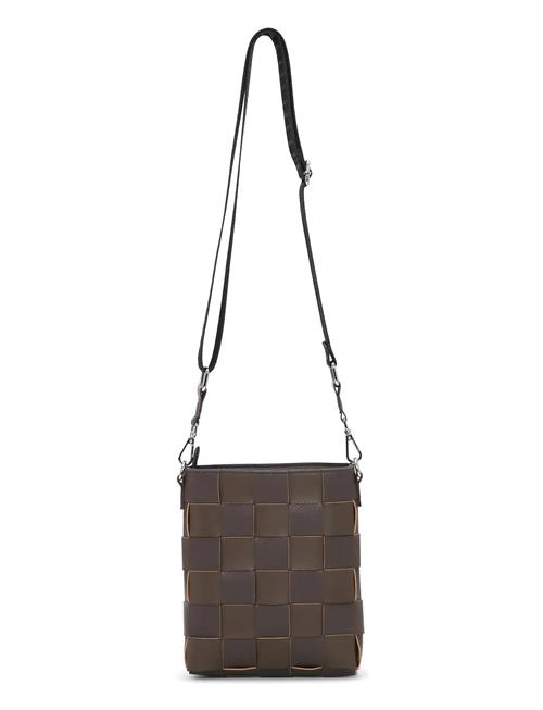 Chip13 Ilse Jacobsen Brown