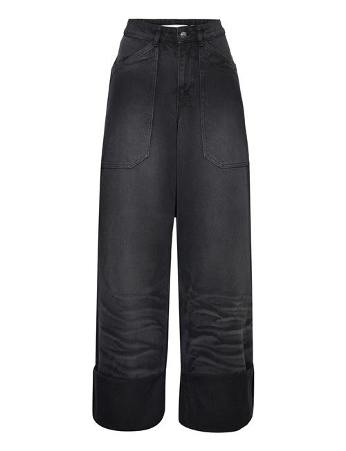 Se Black Wash Loose Jeans Cannari Concept Black ved Booztlet