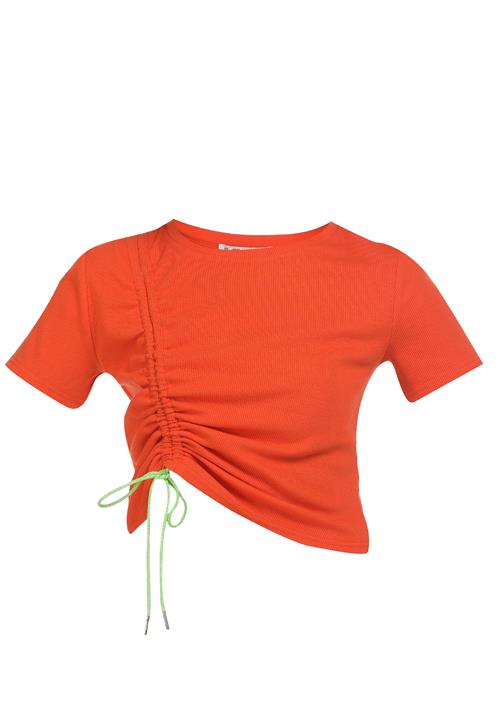 Se myMo ATHLSR Funktionsbluse  kiwi / orangerød ved About You
