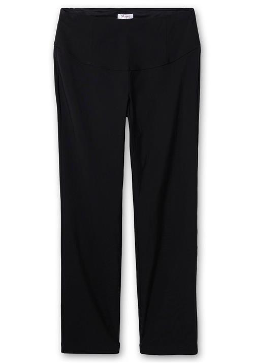 Se SHEEGO Bukser  sort ved About You